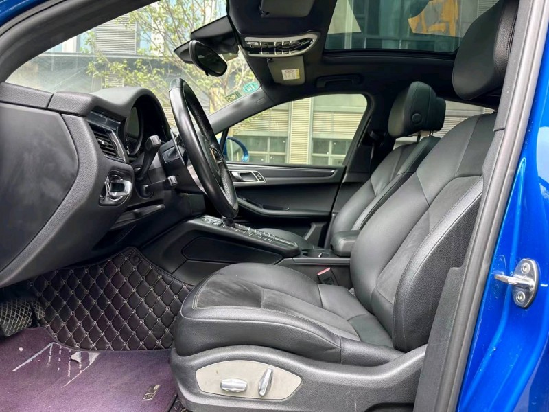 珠海17年保时捷Macan8