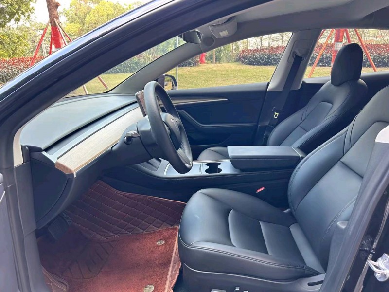 汕頭21年特斯拉MODEL 38