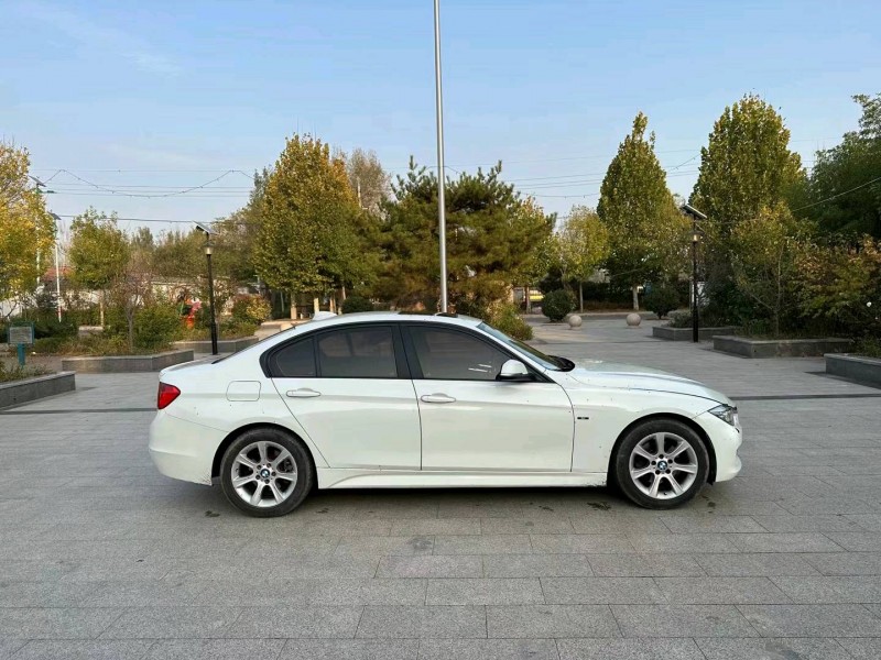 济南14年宝马3系4