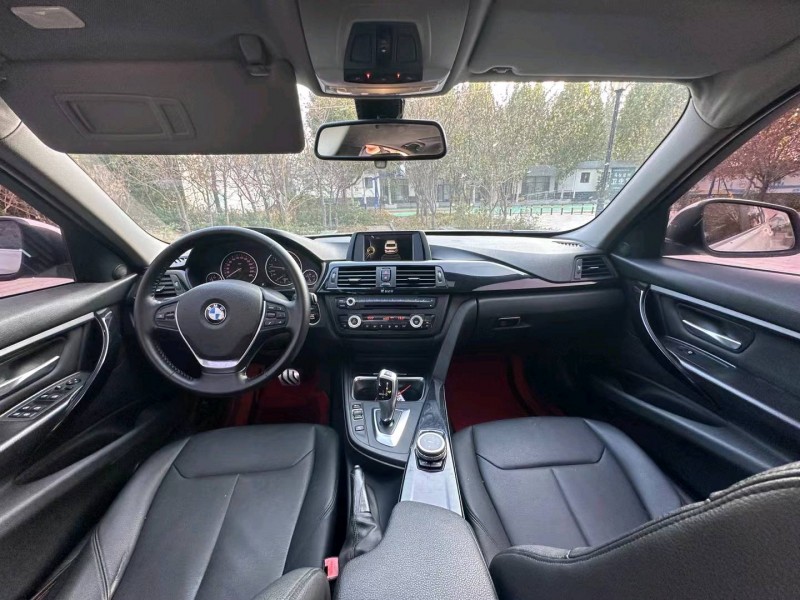 济南14年宝马3系8