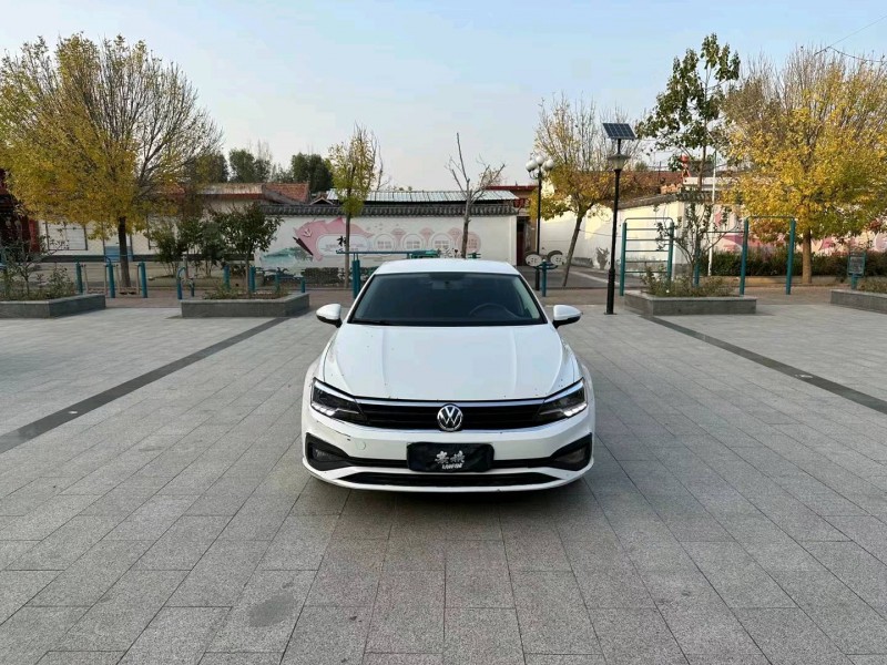 济南19年大众凌渡1