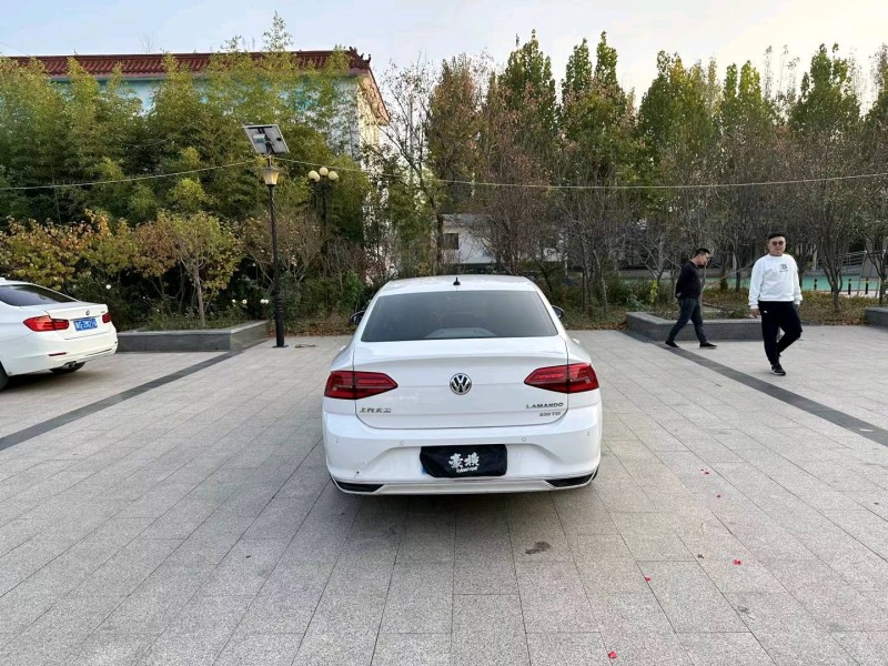 济南19年大众凌渡5