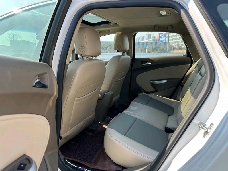 盐城14年别克英朗GT4