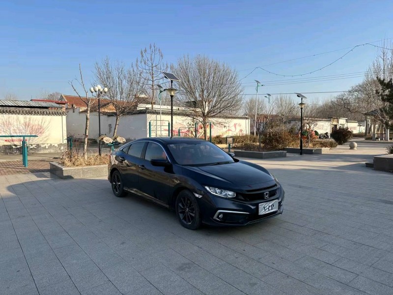 济南19年本田思域3