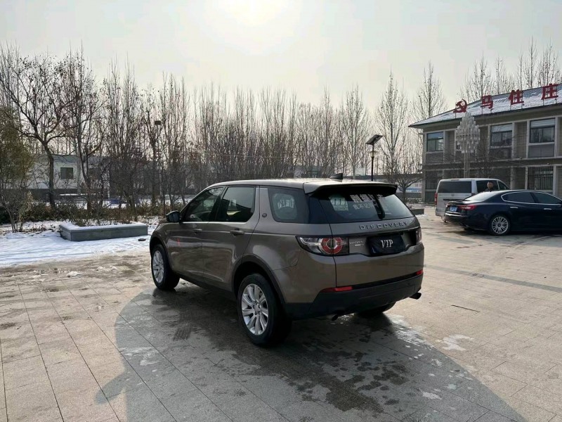 济南17年路虎发现神行9