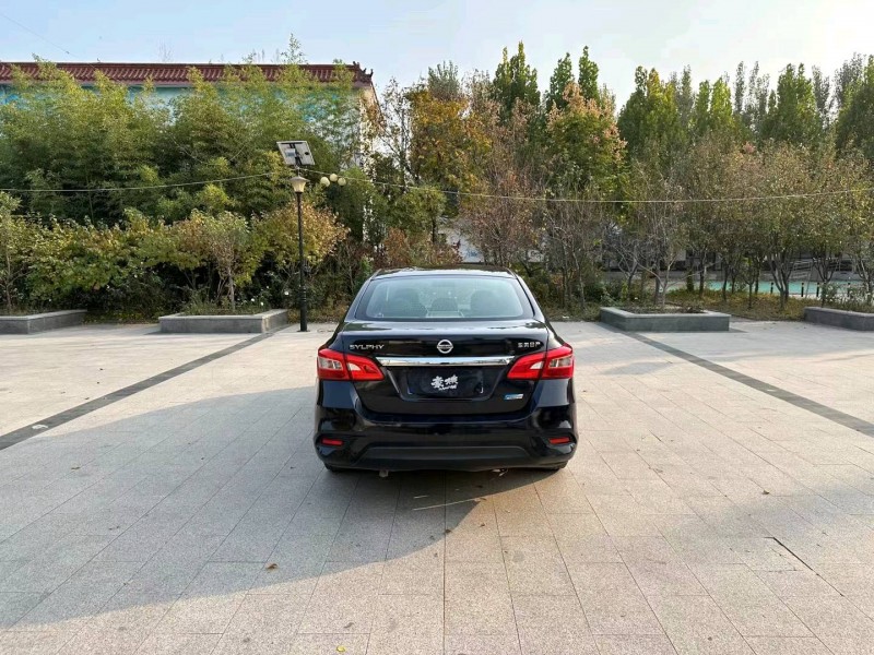 济南17年日产轩逸6