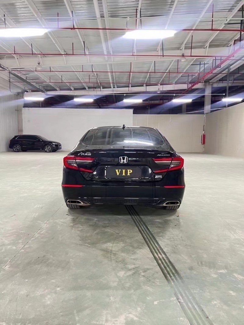 徐州22年本田雅阁8