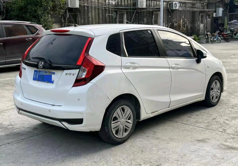 汕头18年本田飞度4