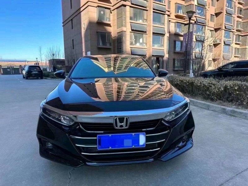 邯郸23年本田雅阁1