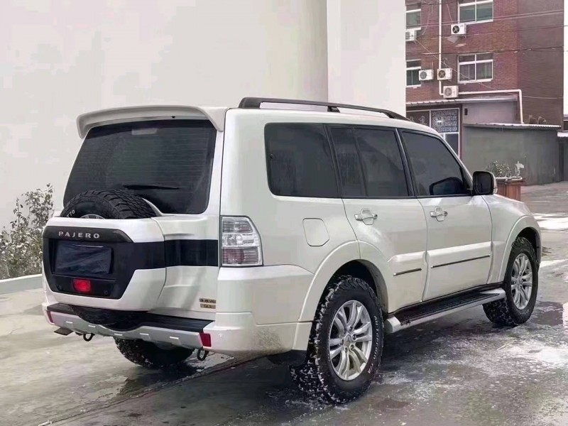 廊坊19年三菱帕杰罗7