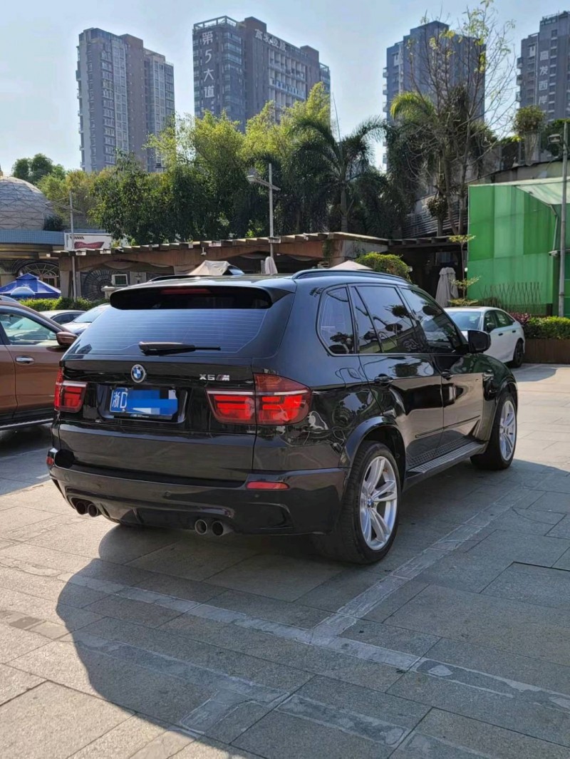 广州11年宝马X58