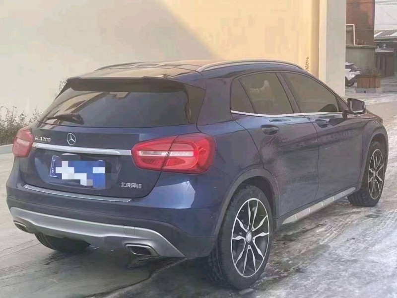 廊坊17年奔驰GLA8