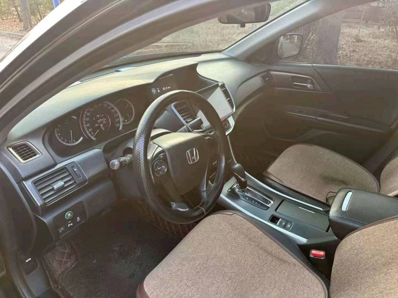 东营15年本田雅阁2