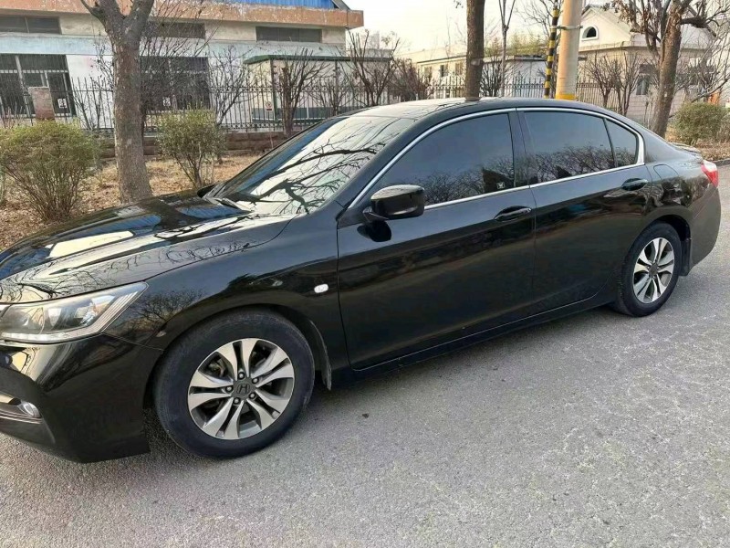 东营15年本田雅阁3