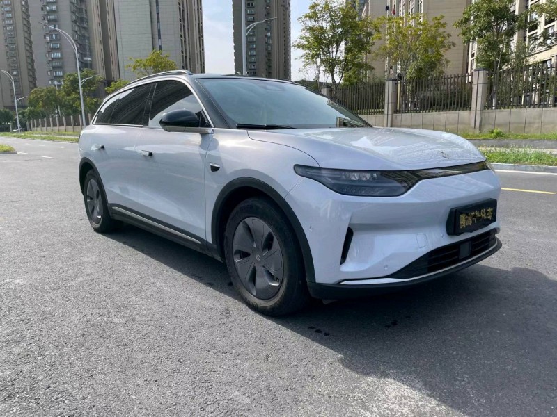 蘇州22年零跑汽車C113