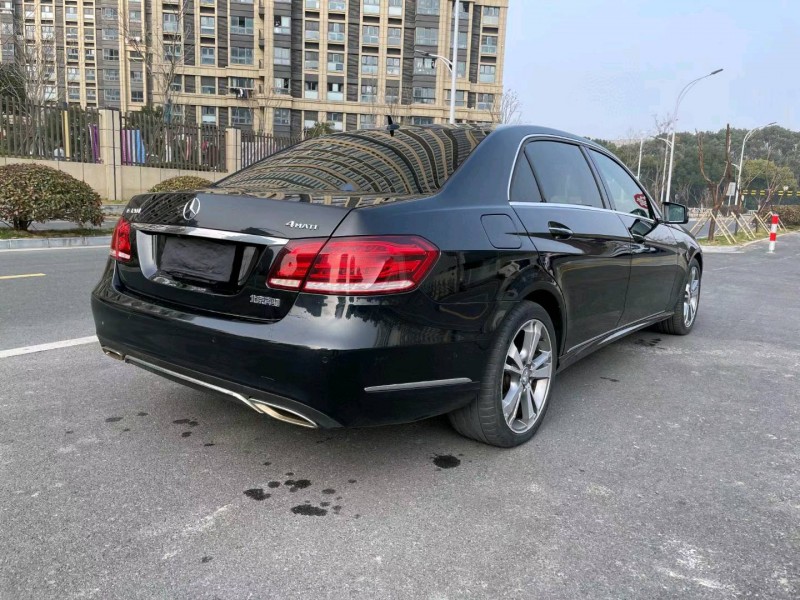苏州15年奔驰E8