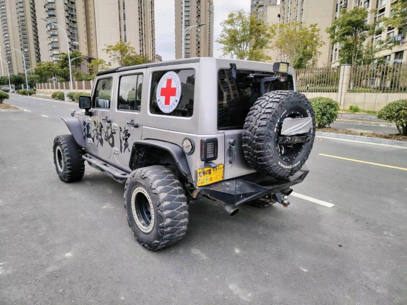 徐州17年Jeep牧马人7