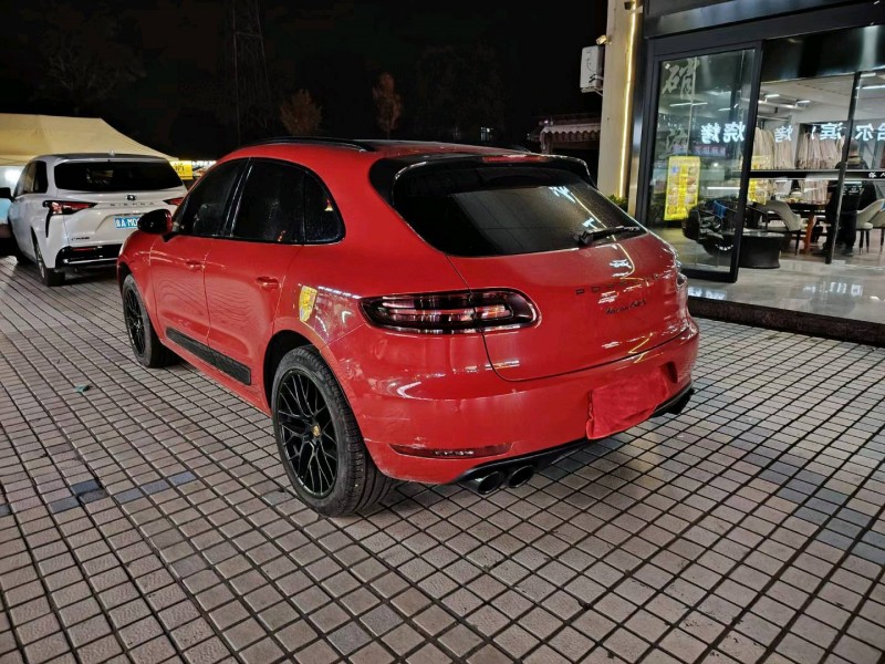 苏州18年保时捷Macan7