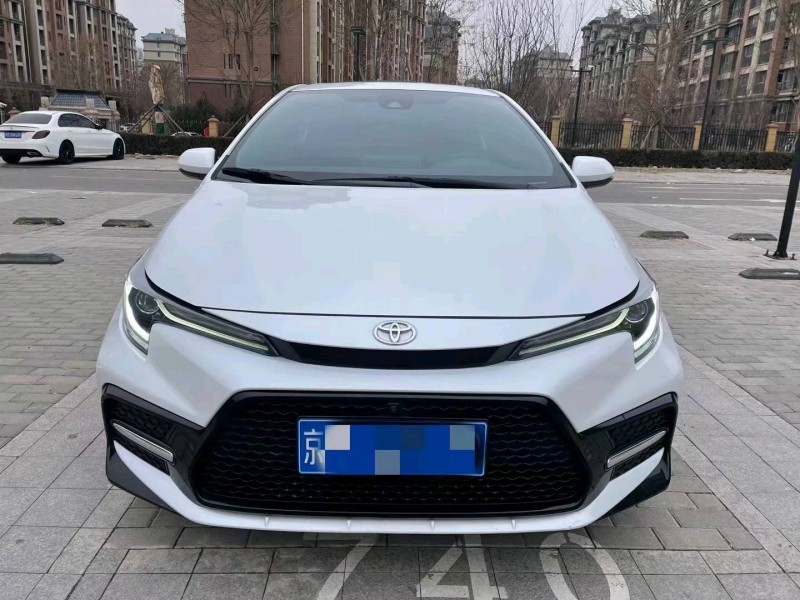 北京22年丰田雷凌1