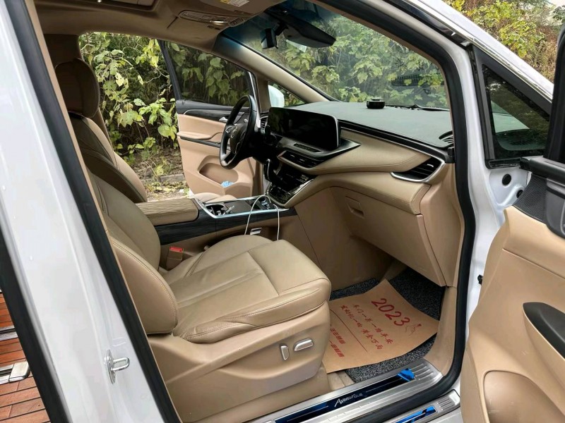 徐州21年别克GL86