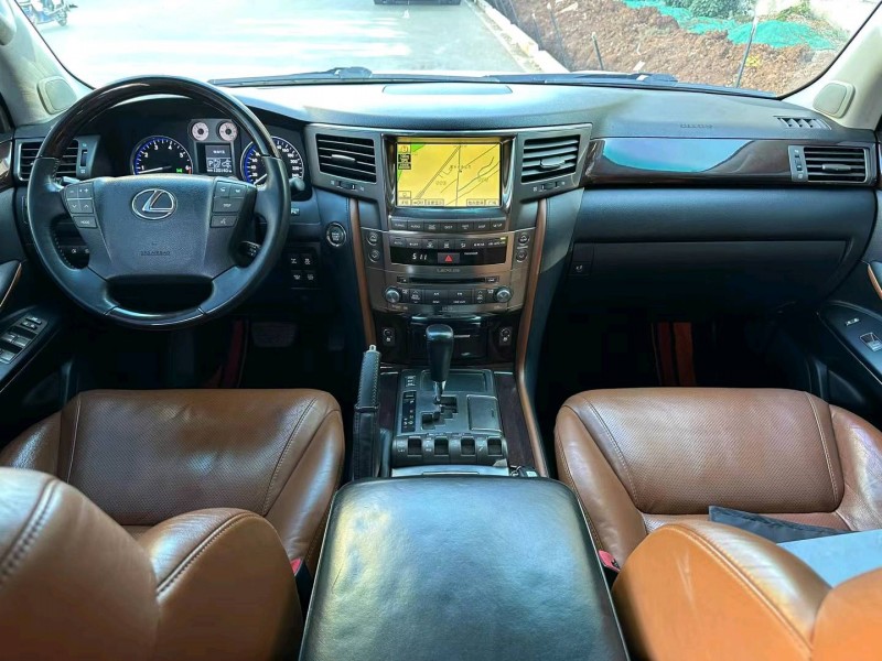 汕头13年雷克萨斯LX6