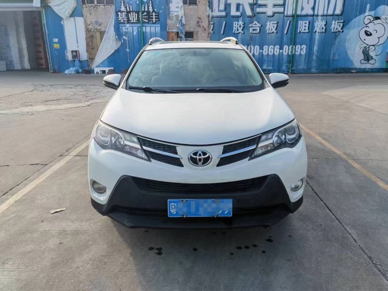 深圳16年丰田RAV4荣放1