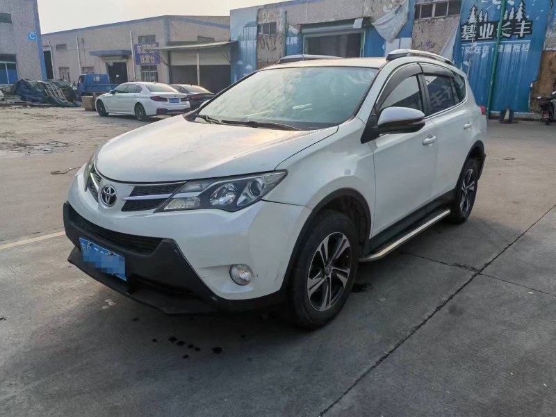 深圳16年丰田RAV4荣放3