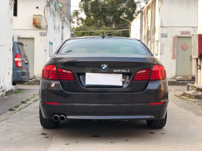 深圳11年宝马5系7