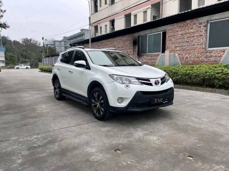 珠海13年丰田RAV4荣放2