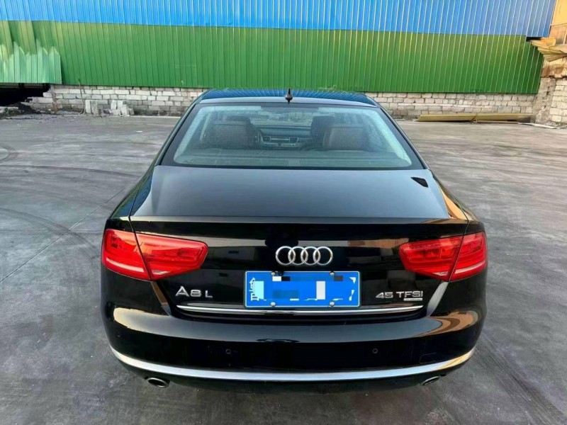 枣庄12年奥迪A8L6