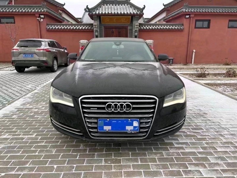 东营11年奥迪A8L1