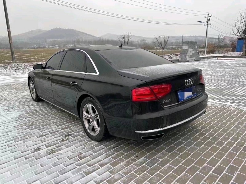东营11年奥迪A8L6