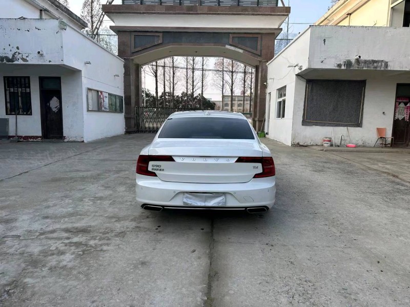 徐州18年沃尔沃S909