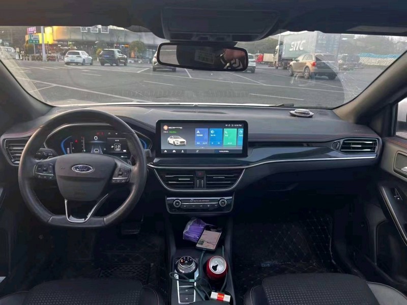 重庆22年福特福克斯7