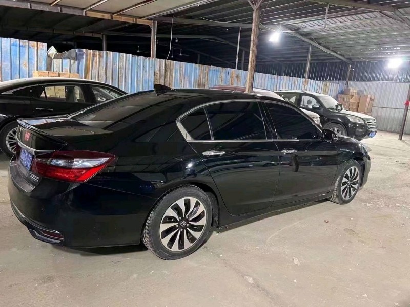 东营17年本田雅阁4