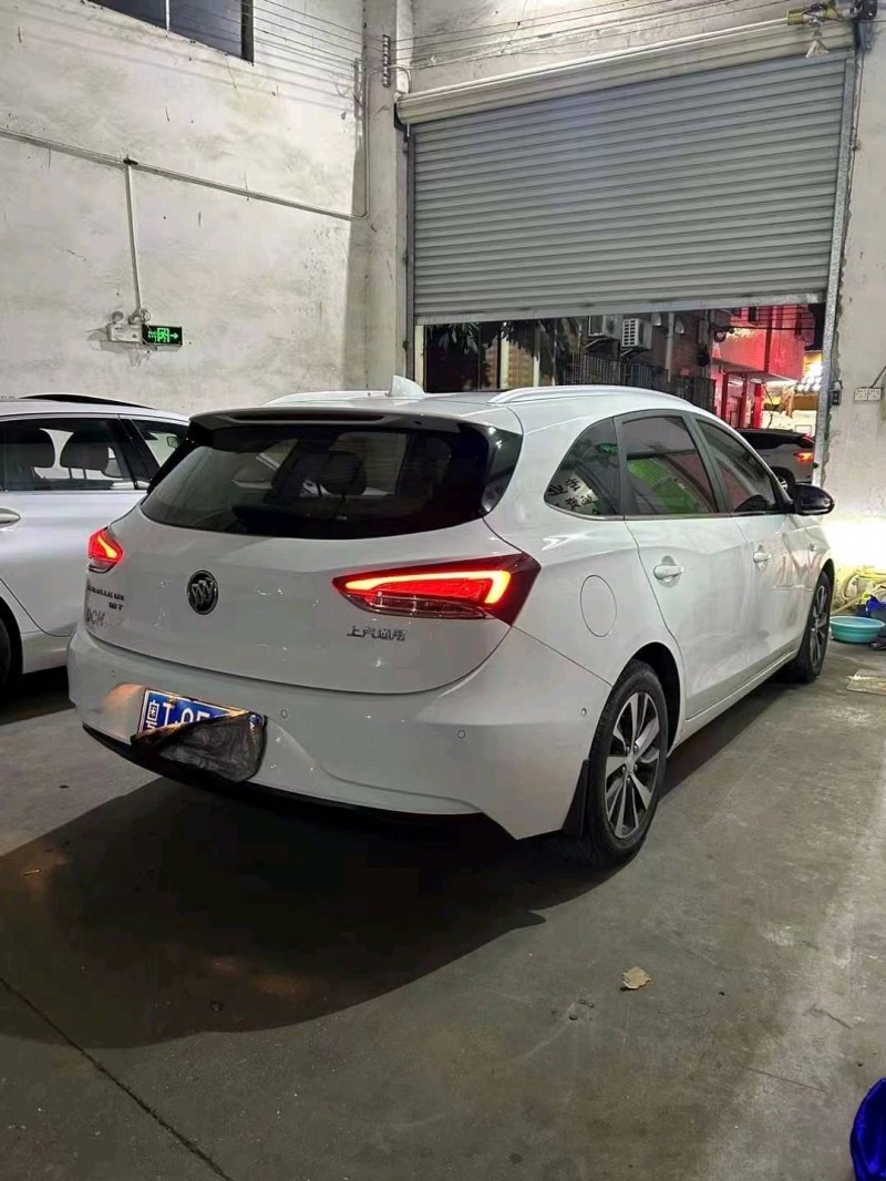 枣庄19年别克阅朗3