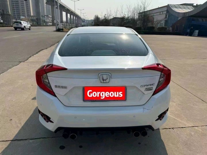 枣庄17年本田思域2