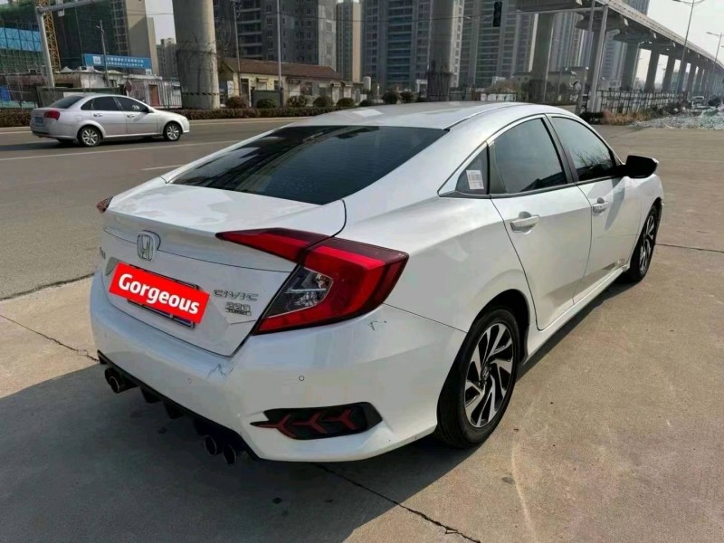 枣庄17年本田思域8