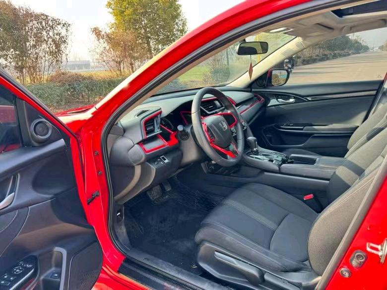 盐城18年本田思域6