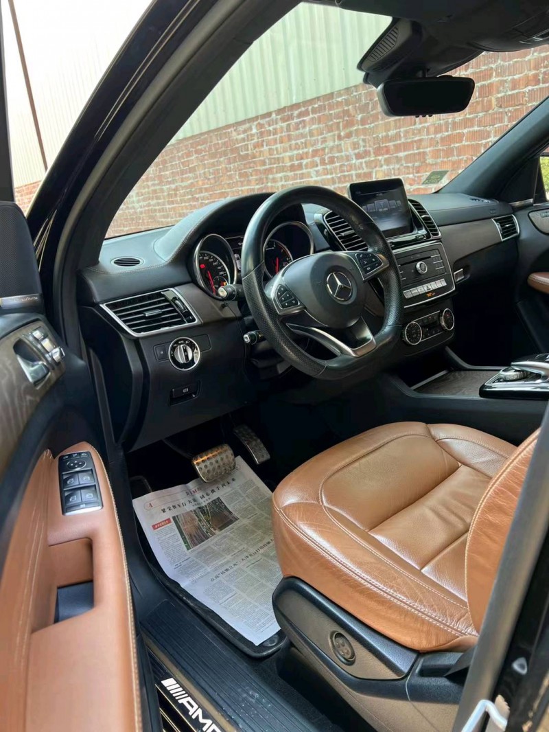 佛山18年奔驰AMG8