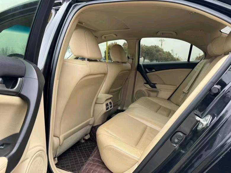 盐城11年本田思铂睿7