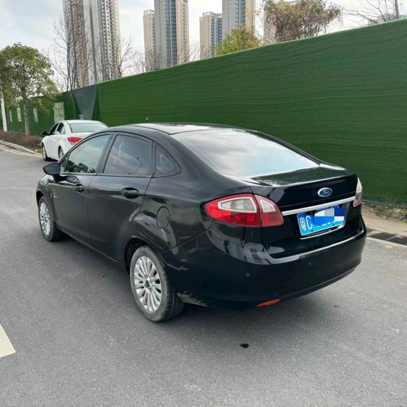 深圳13年福特嘉年华7