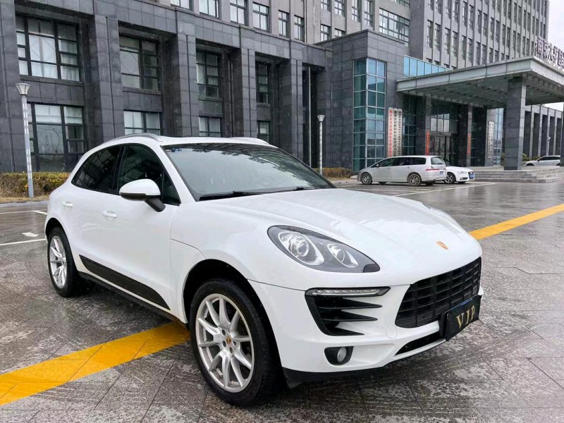 盐城14年保时捷Macan2
