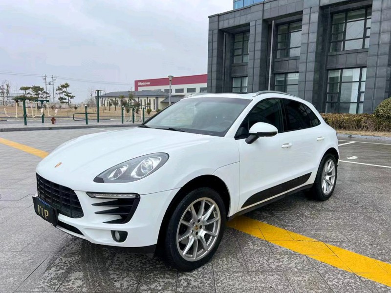 盐城14年保时捷Macan3