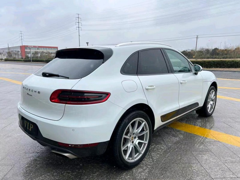 盐城14年保时捷Macan8