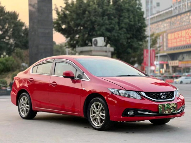 东莞16年本田思域2
