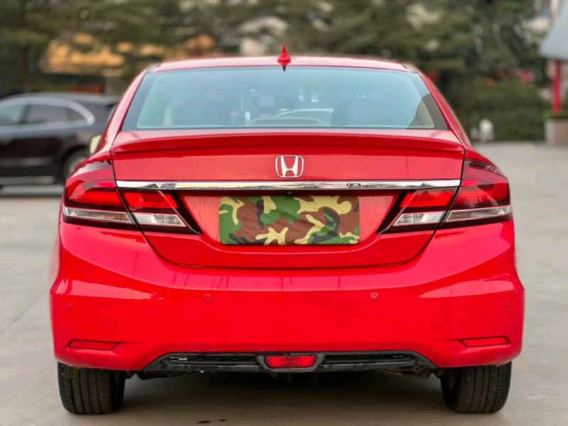 东莞16年本田思域9