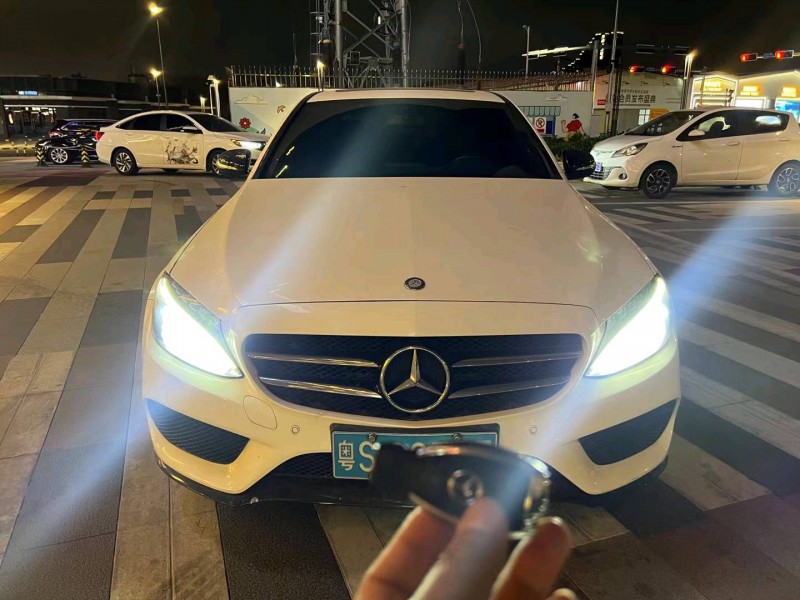 广州17年奔驰C1