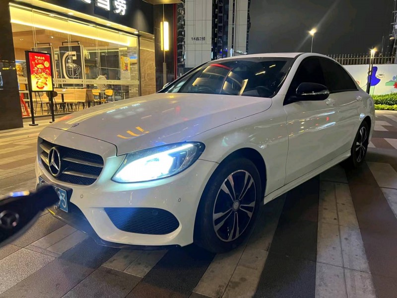 广州17年奔驰C2