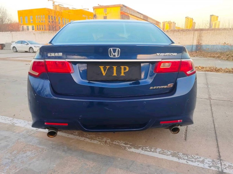 邢台13年本田思铂睿9